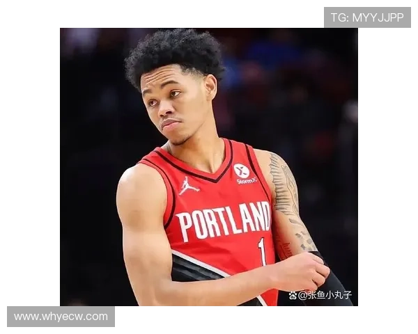 安芬尼西蒙斯谈训练营高强度与队友间愉快的磨合过程