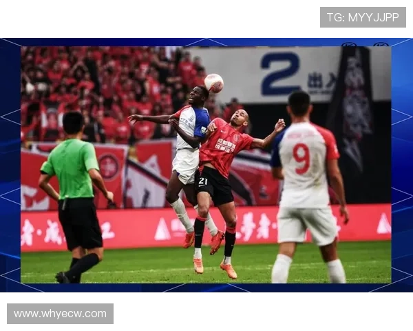 申花上赛季与海港争冠失利本赛季再度追赶仅差2分屈居亚军